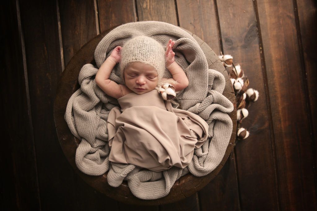 natural newborn photography Raleigh